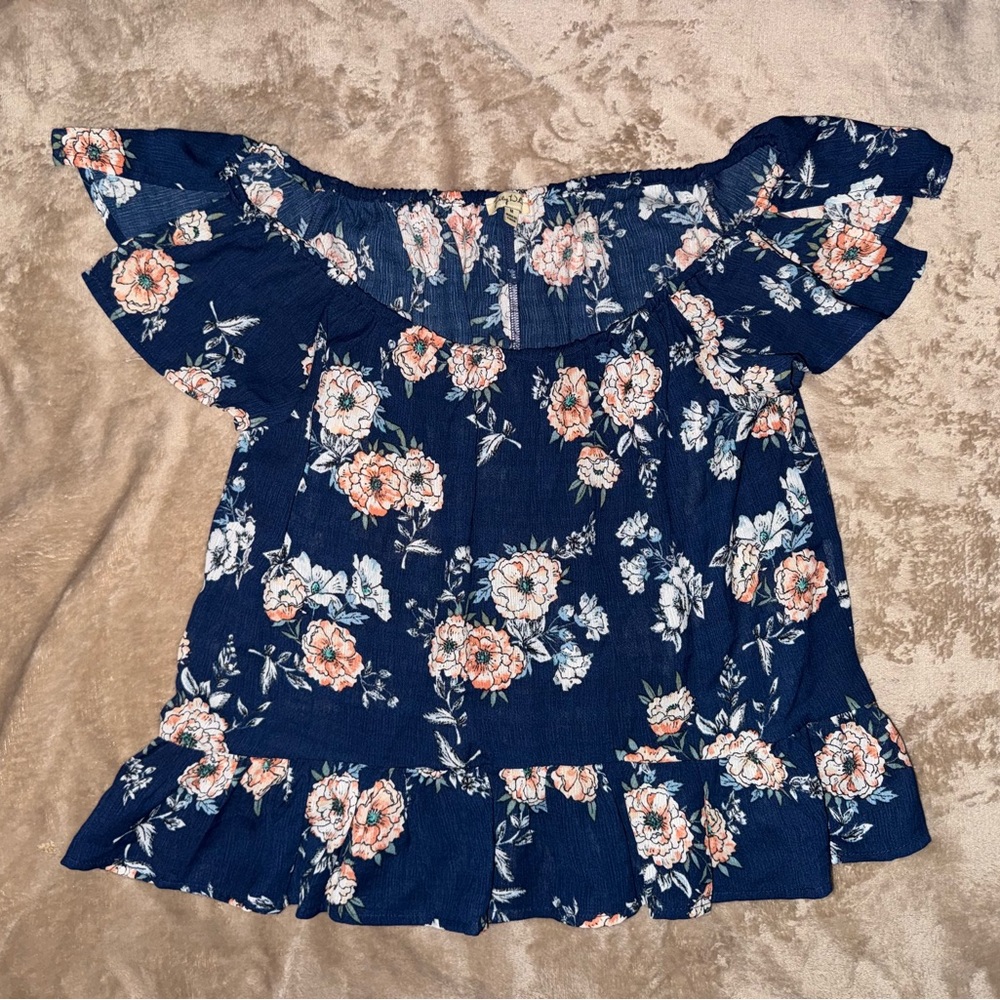 Floral Top Size Medium